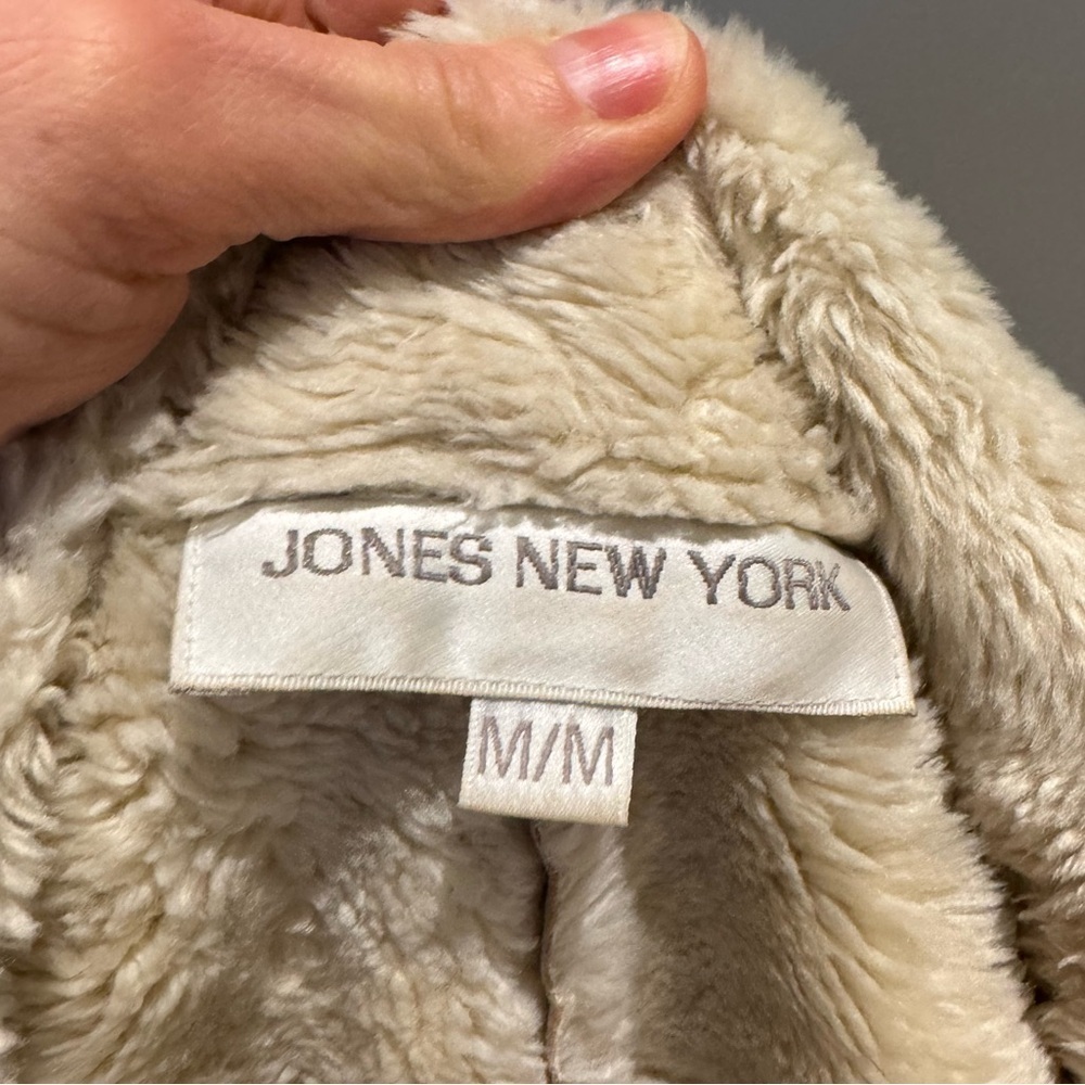 Jones New York Faux Sheepskin Coat Sz M - Picture 5 of 5
